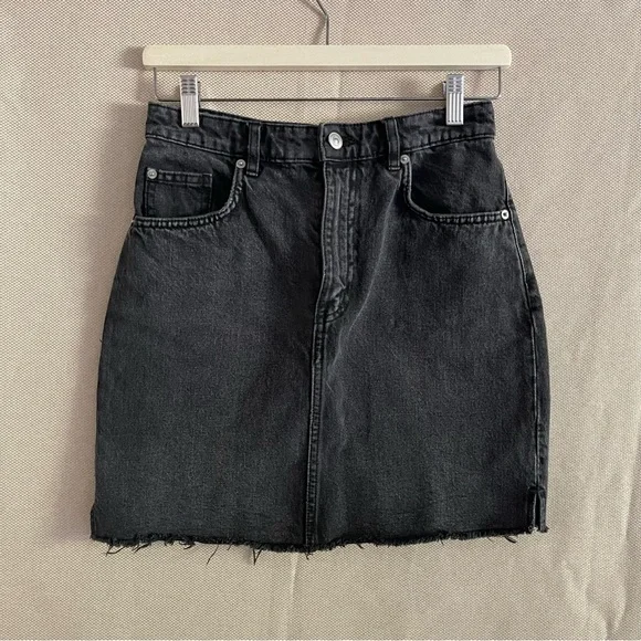 H&M Skirts Hm Black Denim Mini Skirt Sz Raw Hemgrunge Style